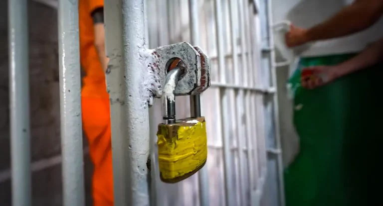 STF começa análise de plano para melhorar condições de presídios