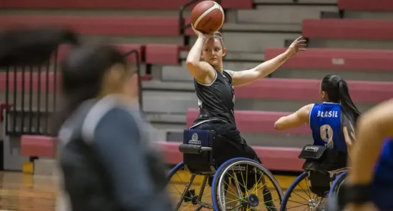 Brasil fecha Sul-Americano de basquete em carreira de rodas com prata