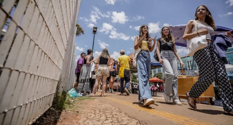 Enem 2024: Ubes pede passe-livre a estudantes nos dois dias de provas