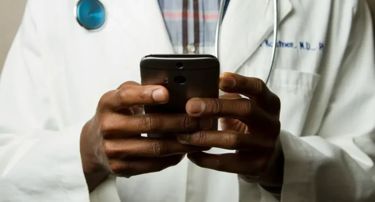 Revalida: Inep divulga pontuação final do exame de diplomas médicos