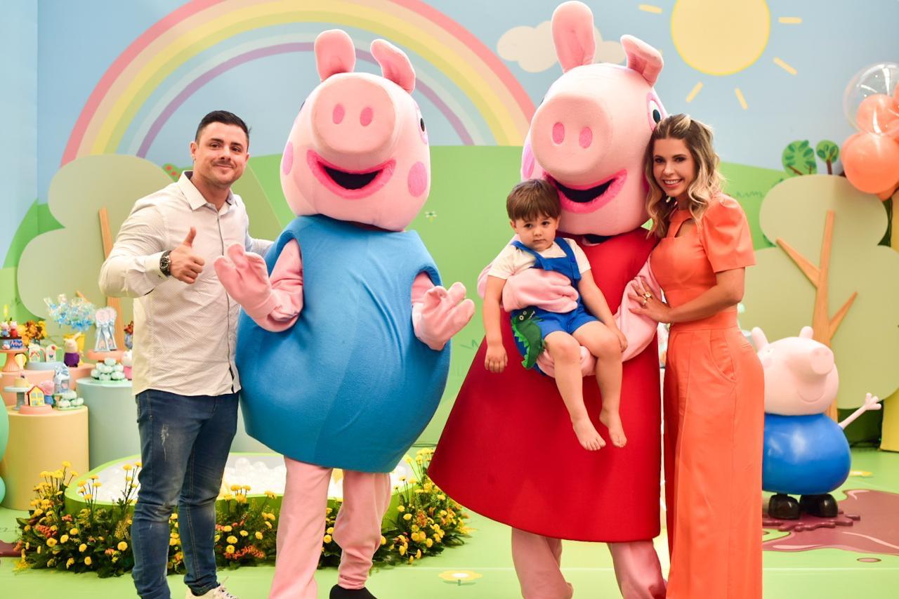 Ex-BBB Cacau e deputado Bruno Lima celebram aniversário do filho Arthur com festa temática - News Rondônia