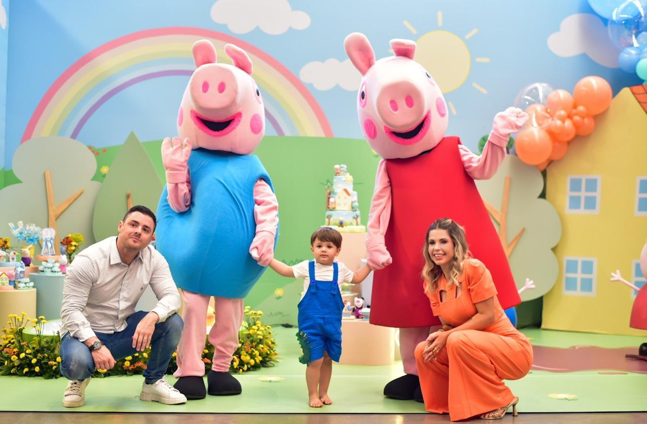 Ex-BBB Cacau e deputado Bruno Lima celebram aniversário do filho Arthur com festa temática - News Rondônia