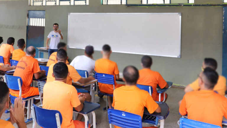 Projeto que destina recursos para capacitação de presos é aprovado pela Alero - News Rondônia