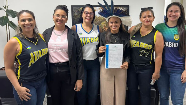 Deputados se unem para garantir participação de equipe feminina rondoniense no Brasileiro de Basquete Master - News Rondônia