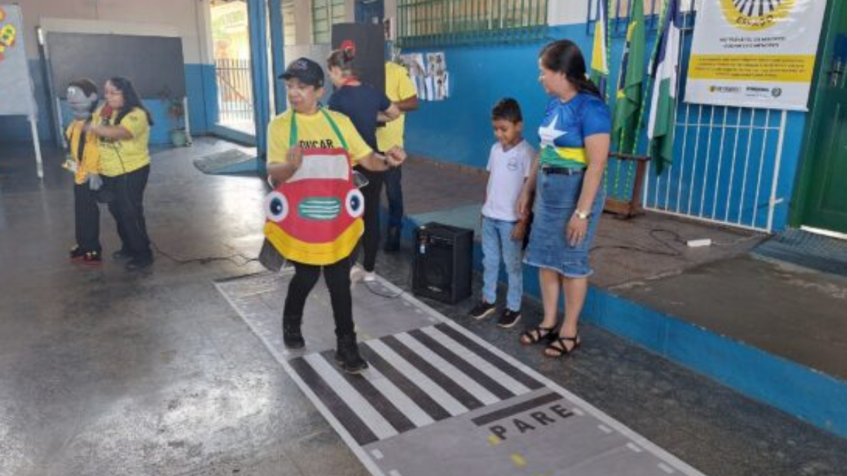 Ações Educativas do Detran-RO promovem consciência no trânsito, em Ouro Preto do Oeste - News Rondônia Ações Educativas do Detran-RO promovem consciência no trânsito, em Ouro Preto do Oeste - News Rondônia
