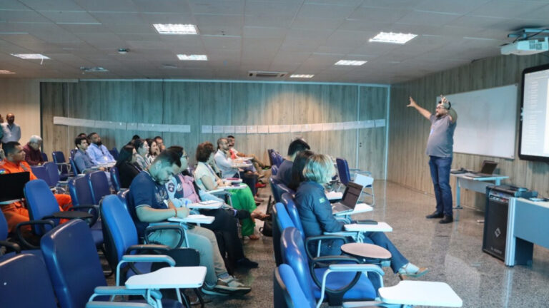 Oficinas sobre Plano de Desenvolvimento Estadual Sustentável acontecem na Escola de Governo