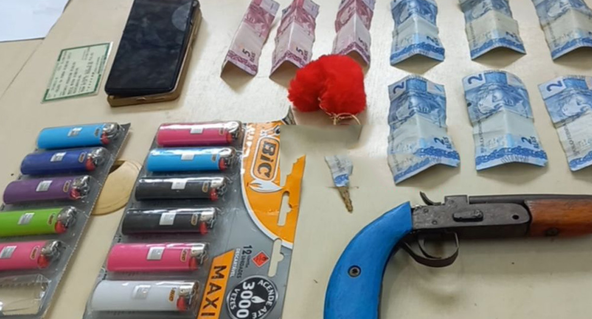 Suspeito de roubo em padaria é preso após perseguição no bairro Casa Preta