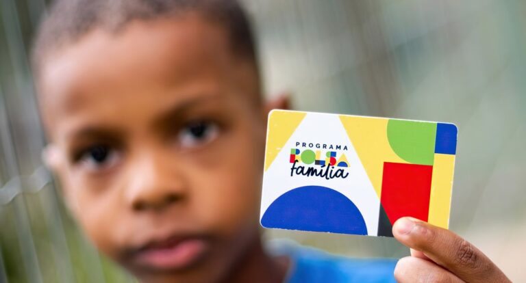 Caixa paga Bolsa Família a beneficiários com NIS de final 6