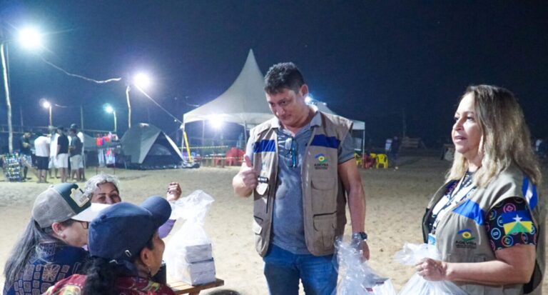 Costa Marques ações de prevenção às doenças sexualmente transmissíveis durante Festival de Praia