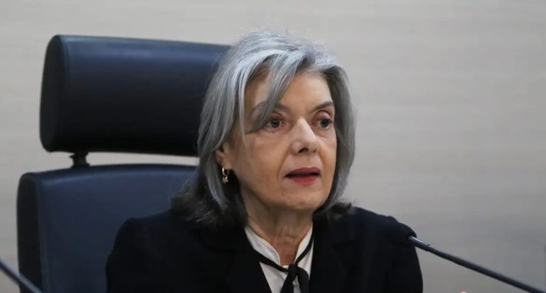 Cármen Lúcia considera preocupante apreensão de dinheiro nas eleições