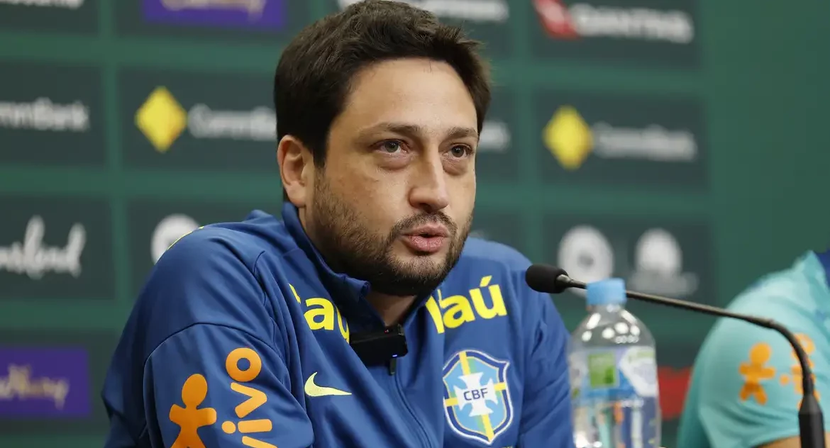 Arthur Elias projeta grande atuação do Brasil contra a Austrália Arthur Elias projeta grande atuação do Brasil contra a Austrália