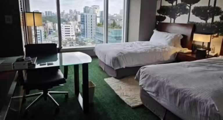 Hotéis de luxo doam móveis usados ​​para famílias de baixa renda; exemplo - News Rondônia