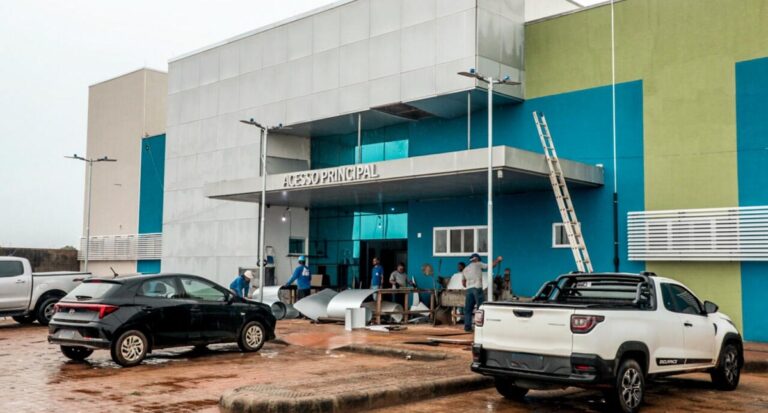 Reta final: obras no Hospital de Guajará-Mirim avançam e chegam aos 92% - News Rondônia