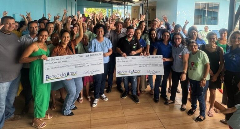 Deputada Sílvia Cristina entrega recursos para as Apaes de Rolim de Moura e São Felipe do Oeste - News Rondônia