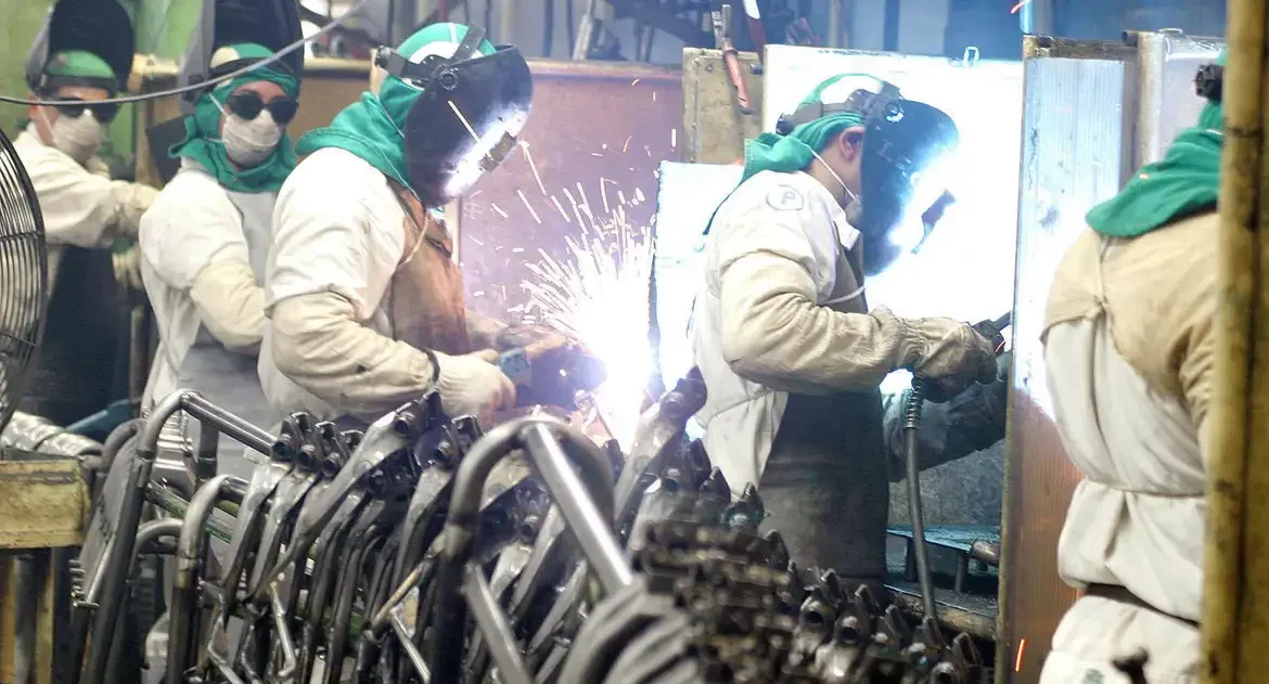Pesquisa da CNI aponta queda na confiança dos empresários industriais