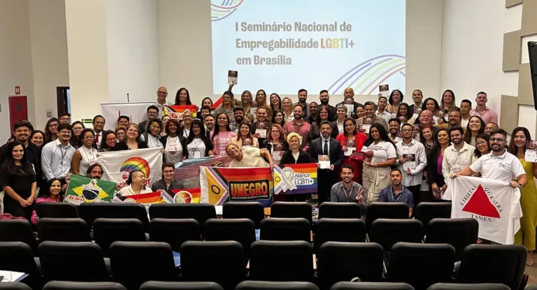 Manual oferece ferramentas para aumentar empregabilidade LGBT