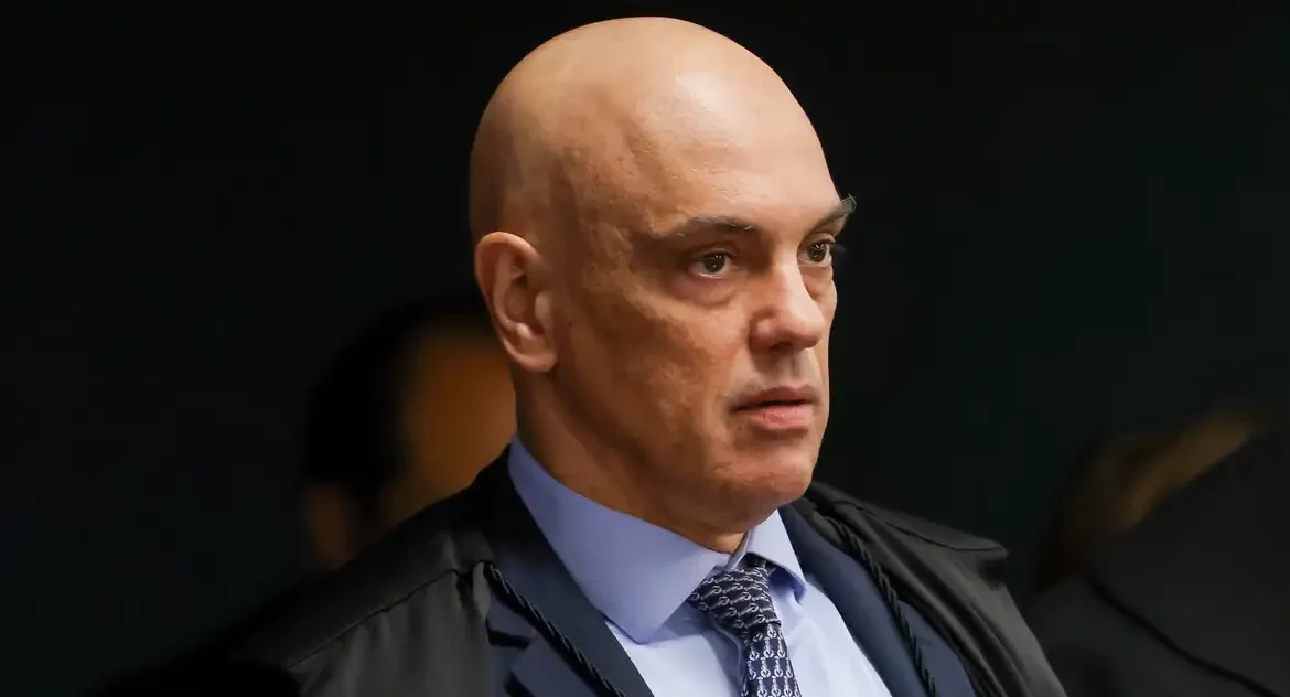 Moraes diz que origem de atentado está no "gabinete do ódio"