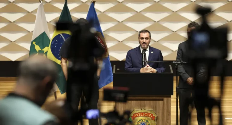 PF apura se homem teve apoio para cometer ato terrorista em Brasília