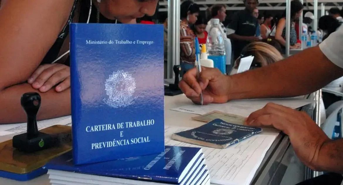 Dieese expõe diferença de renda entre negros e brancos no Brasil