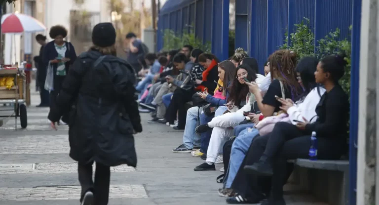 Cerca de 30 mil candidatos negros voltam a disputar vagas no CNU