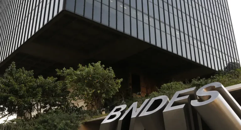 BNDES lança serviço que agiliza crédito a micro e pequenas empresas