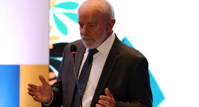 Lula parabeniza Trump pela vitória nas presidenciais norte-americanas