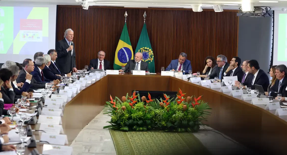 Governo federal apresenta PEC da Segurança Pública aos estados