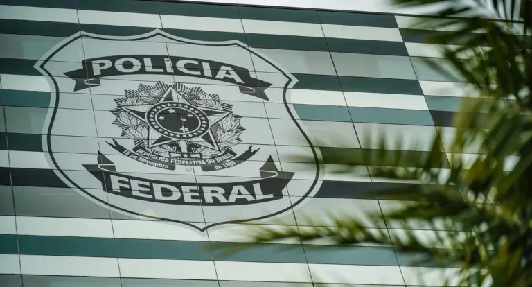 Suspeitos de fraudarem empréstimos da Caixa são investigados pela PF