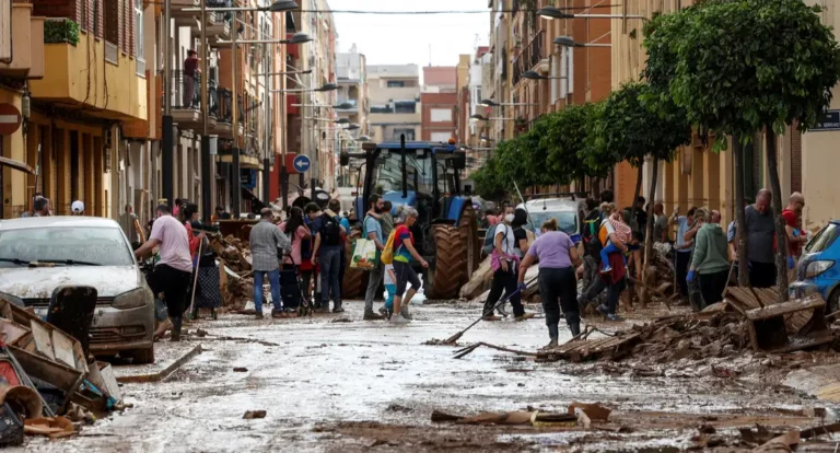 Espanha: autoridades confirmam 219 mortos e 93 desaparecidos