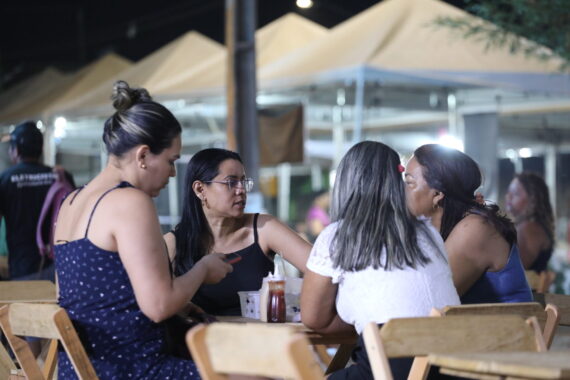 DESENVOLVIMENTO ECONÔMICO: Feira do Empreendedor é destaque no Festival Folclórico Duelo na Fronteira, em Guajará-Mirim - News Rondônia