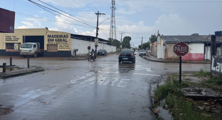 Vereador Edimilson Dourado solicita construção de lombadas próximo à cruzamento com alto índice de acidentes