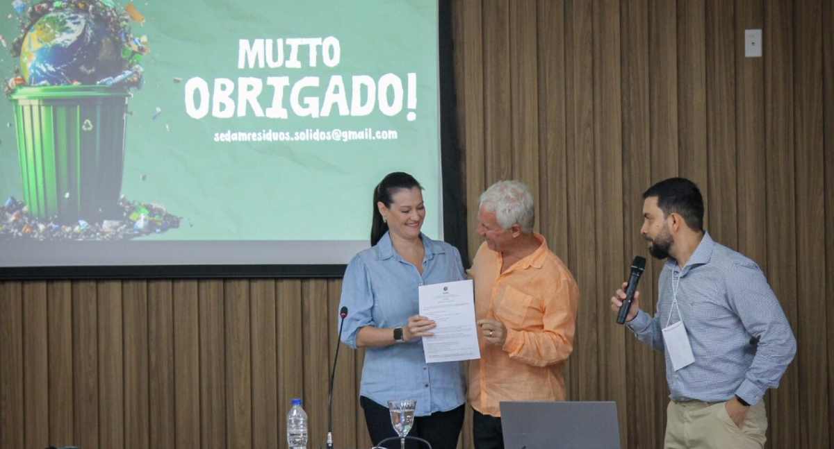 Governo de RO entrega Atestado de Desativação de Lixão na gestão sustentável de resíduos em Ariquemes