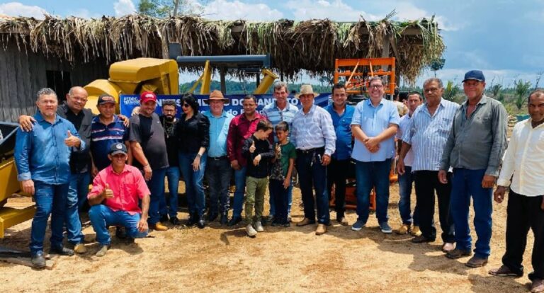 Pedro Fernandes entrega implementos agrícolas para fortalecer a produção rural em Machadinho D’Oeste - News Rondônia