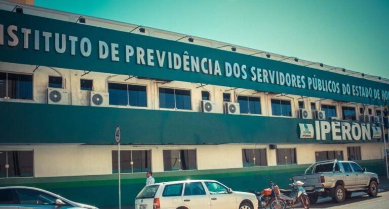 Cláudia de Jesus propõe revogar contribuição previdenciária de aposentados - News Rondônia