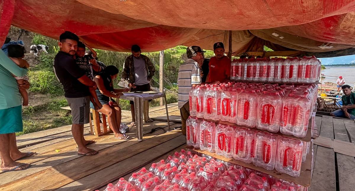 Operação conjunta da Defesa Civil distribuiu mais de 156 mil litros de água, além de 500 cestas básicas - News Rondônia