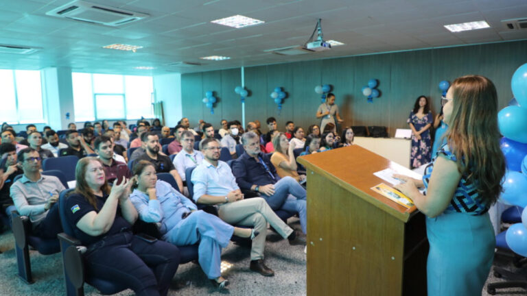 Campanha “Novembro Azul” promove palestra sobre conscientização e prevenção