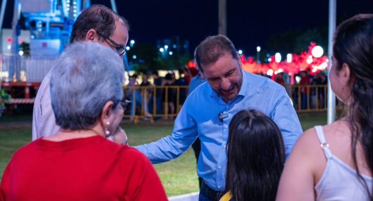 Prefeito Hildon Chaves visita o Parque da Cidade e avalia o Projeto Natal Porto Luz como um dos melhores do país - News Rondônia