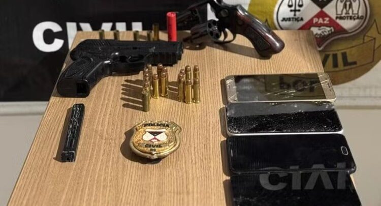 Homem é preso em flagrante por posse ilegal de arma de fogo em Machadinho d’Oeste