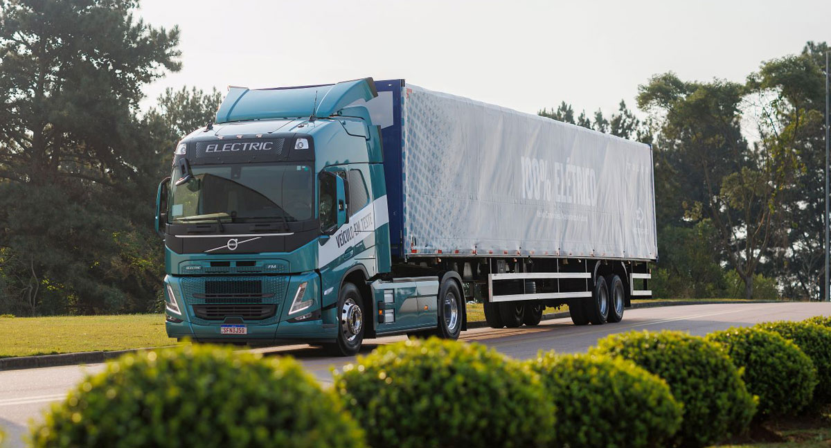 Volvo apresenta caminhões elétrico e a biodiesel na Fenatran 2024 - News Rondônia