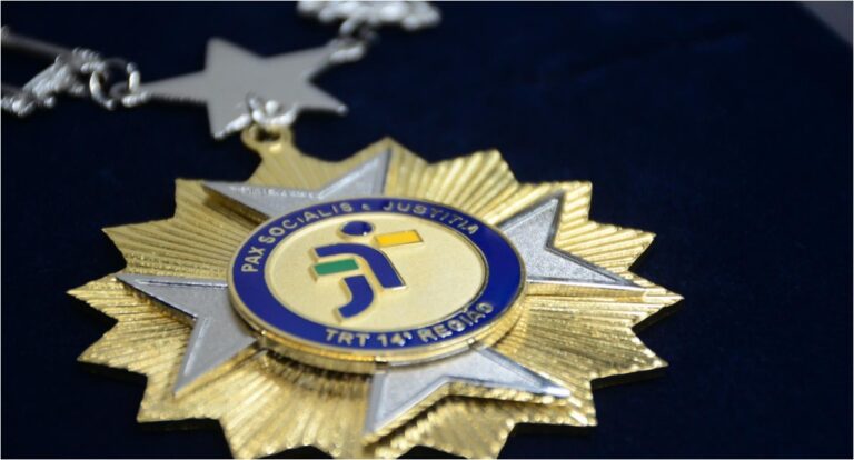 Sessão solene: Justiça do Trabalho da 14ª Região realiza entrega de comendas e medalhas nesta terça-feira (19/11)