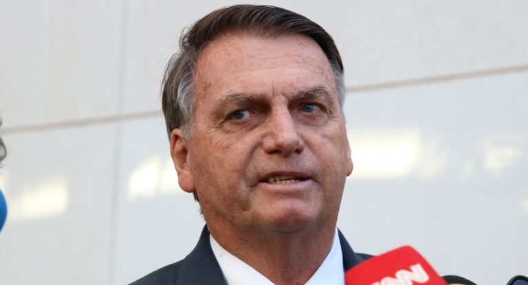 PF: Bolsonaro deixou país para evitar prisão e esperar desfecho do 8/1