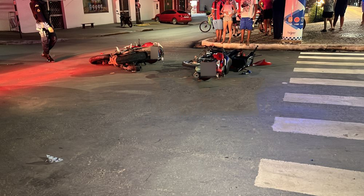 Acidente entre duas motos na Rua T-06 com Avenida Brasil deixa três feridos, em Ji-Paraná