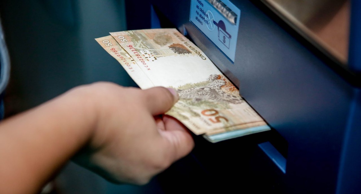 Mais de R$ 400 milhões são aplicados pelo governo de RO na economia com 13º e salário de dezembro - News Rondônia