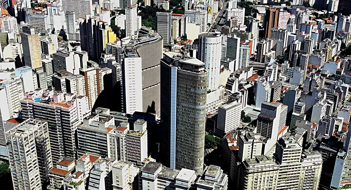 Uma a cada cinco pessoas no Brasil mora de aluguel
