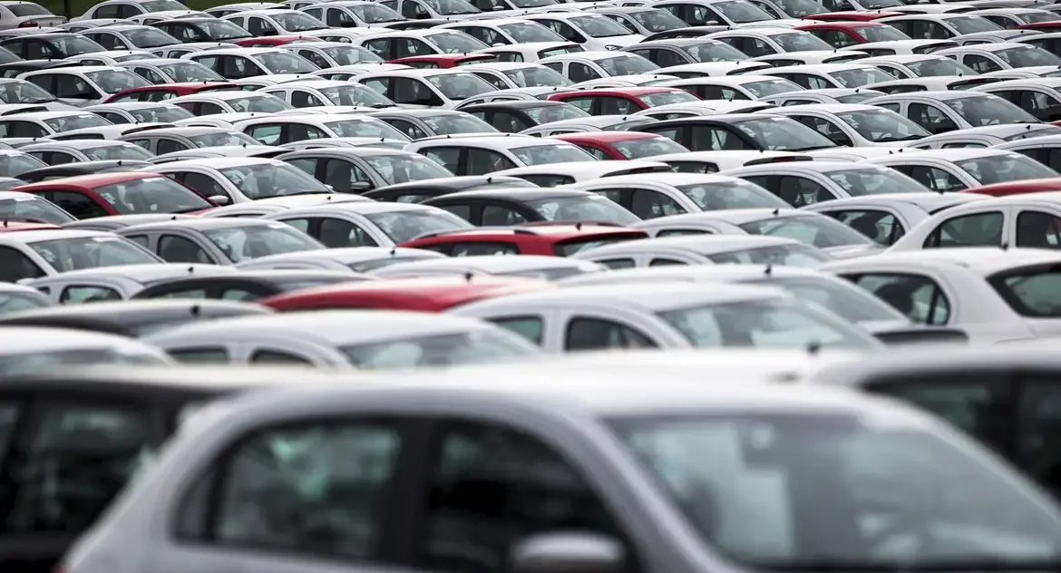 Anfavea projeta aumento de 5,6% nas vendas de veículos em 2025