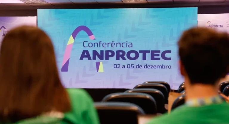 Ambiente de inovação no desenvolvimento do país é tema de encontro