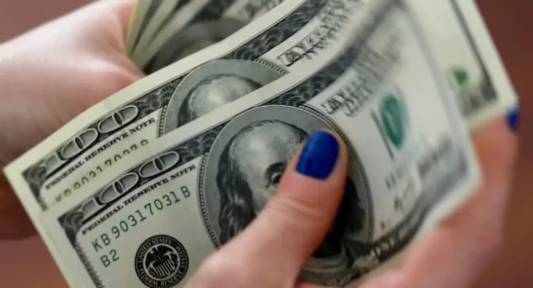 Dólar cai pela primeira vez em quatro dias e fecha a R$ 6,05