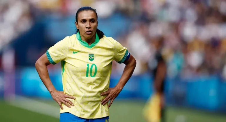 The Fifa Best: Marta vence 1º Troféu Marta de gol mais bonito do ano