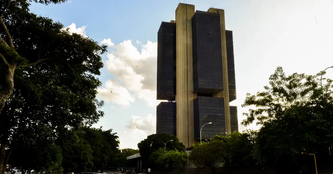Mercado eleva previsão do PIB para 3,39% em 2024 - News Rondônia