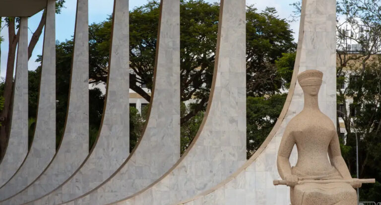 STF reabre julgamento sobre responsabilidade das redes por conteúdos